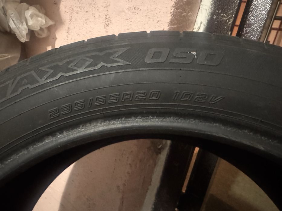 Продам комплект шины летние