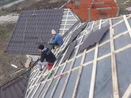 Montaj acoperișuri cu folie și izolație