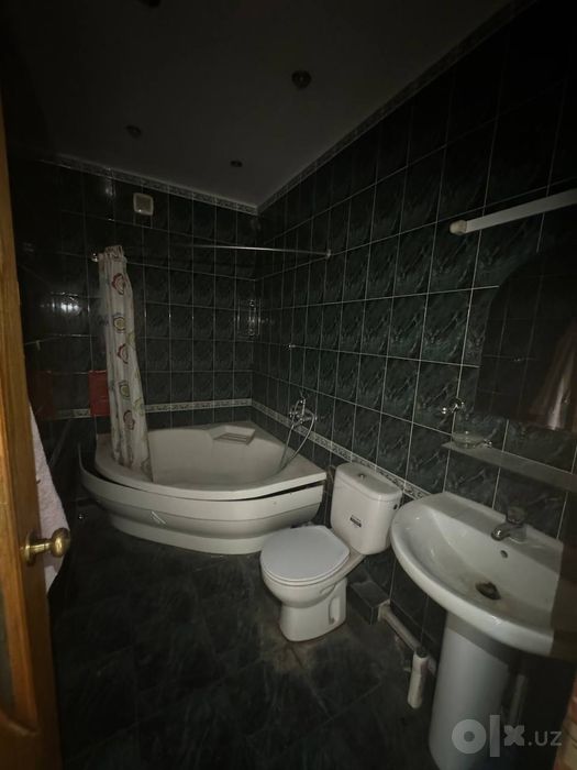 Продаётся 3-х квартира на ц-2