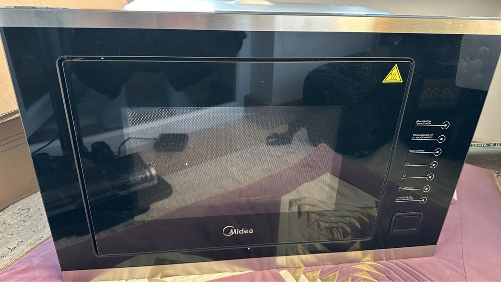 Микроволновая печь Midea