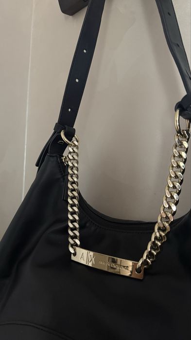 Armani Exchange кожена чанта