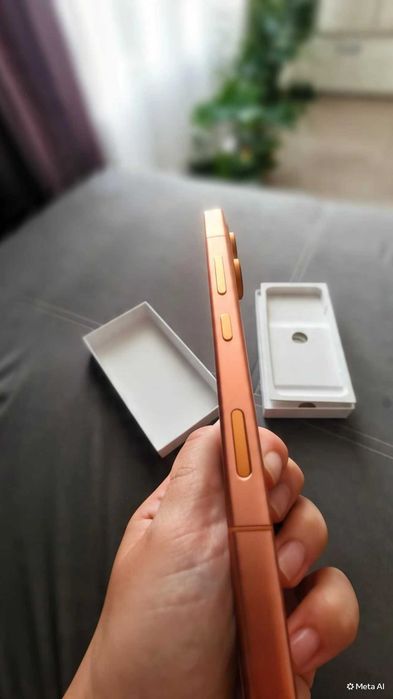 Honor 600, 512 GB с включени безжични слушалки