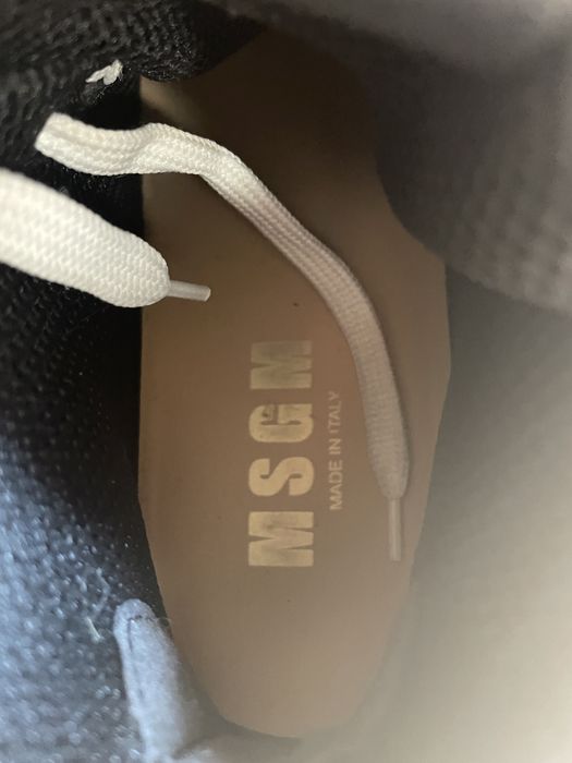 Дамски кецове