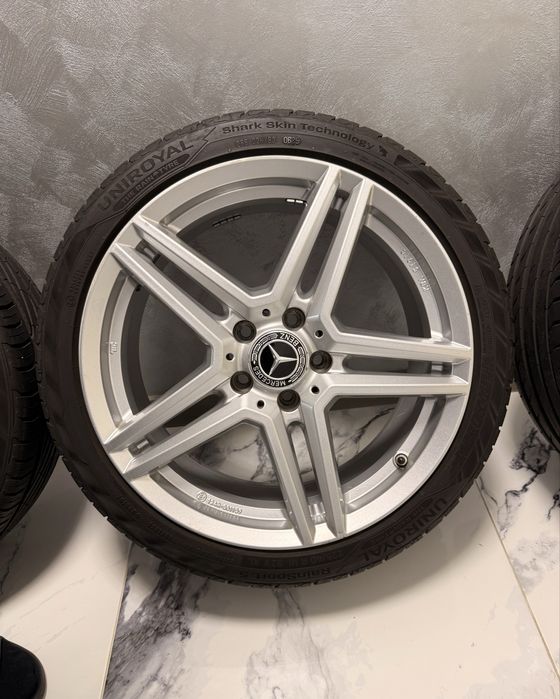 Mercedes Джанти 18 с летни гуми