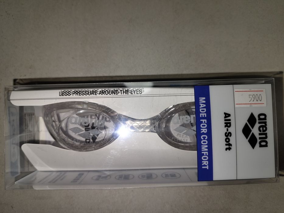 Продам очки для плавания ,Арена