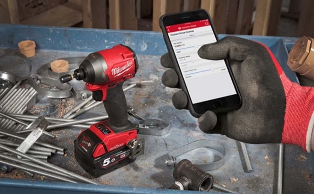 Milwaukee M18ONEID2