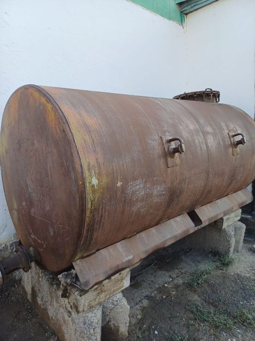 Ёмкость хорошо сост.