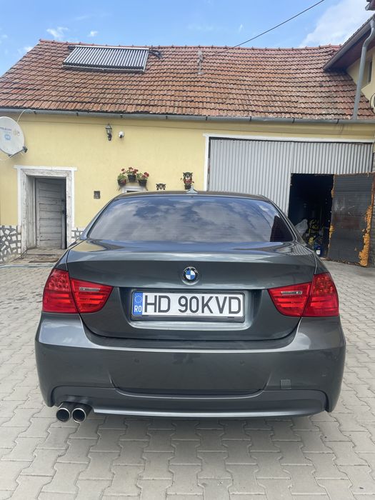 BMW E90 2.0D x-drive
