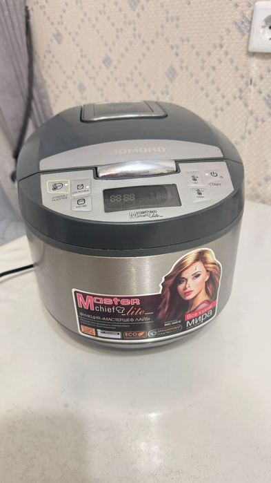 Мультиварка REDMOND