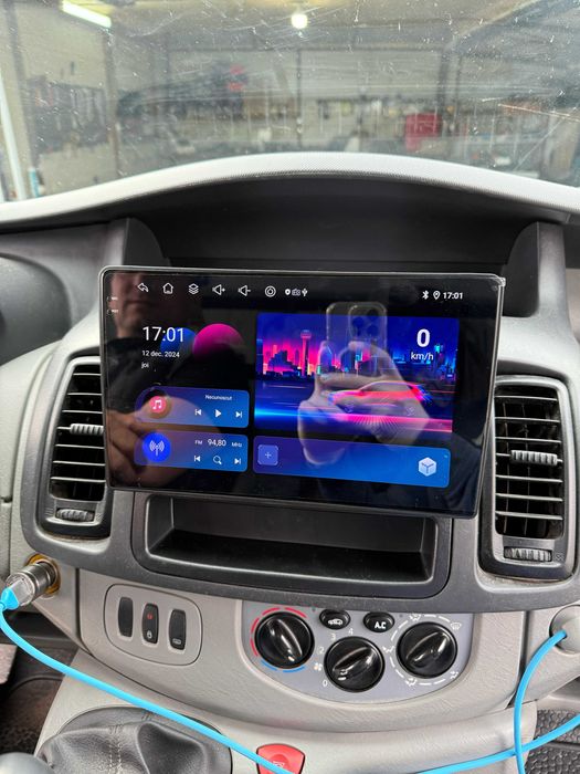 Navigatie Android Renault Trafic / Opel Vivaro  Carplay Android Auto