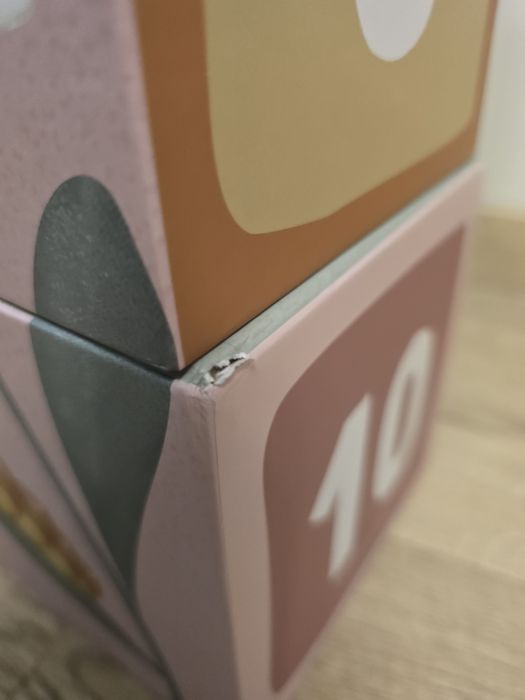 Жирафче Софи кула, дървена играчка с цифри, кубчета little dutch