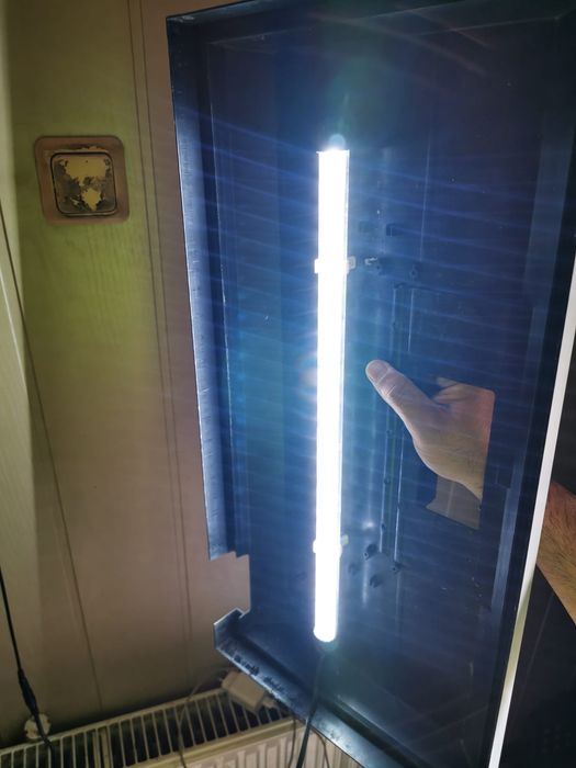 Vând acvariu Juwel Primo60 și Tetra complet echipate