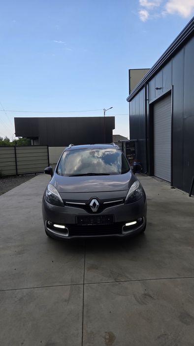 RENAULT Scenic 2015 — imagine 3