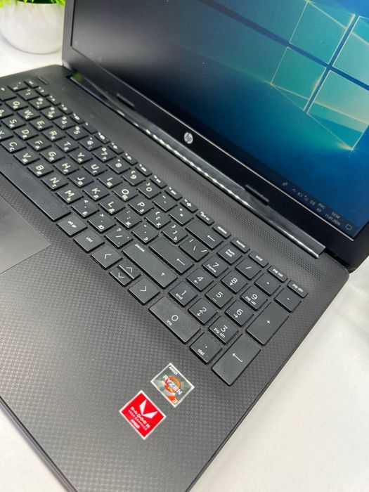 HP laptop Ryzen 3-3