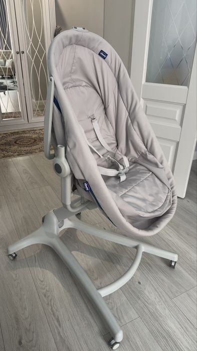 Кроватка- трансформер chicco hug