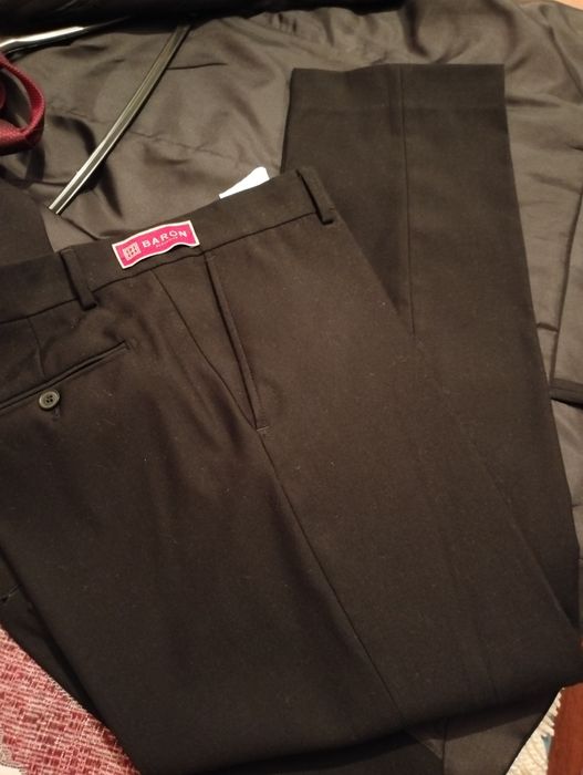 Костюм двубортный