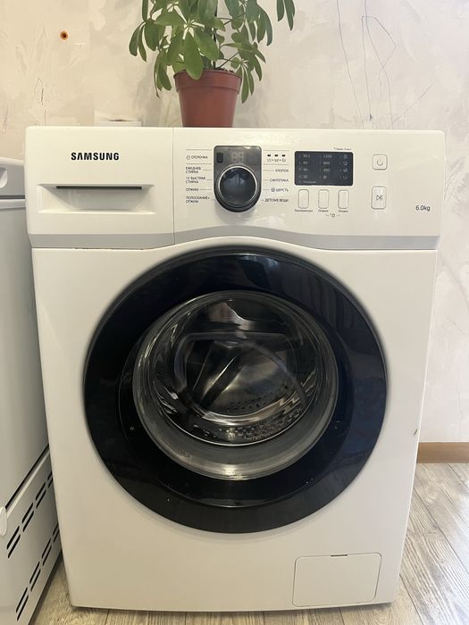 Продам стиральную машину самсунг