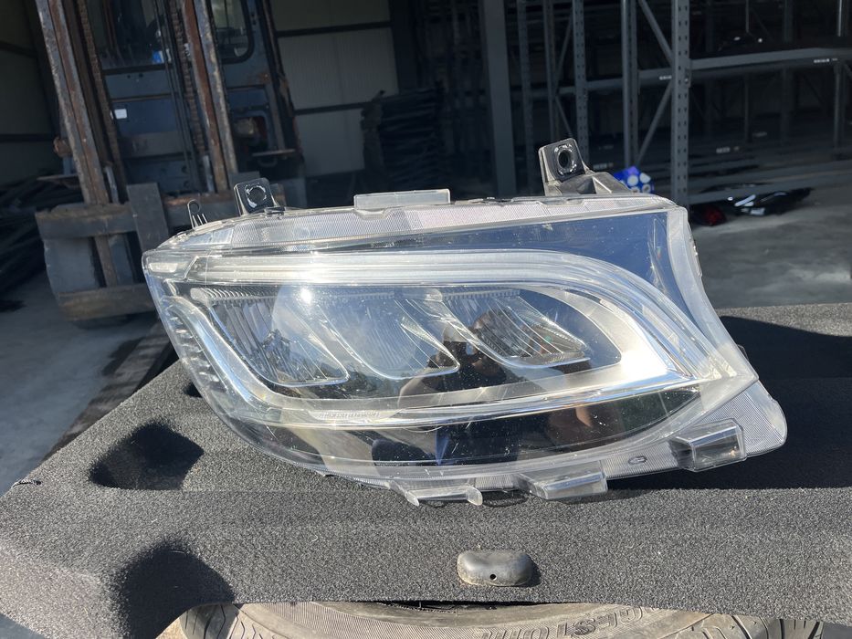 Фар Mercedes Sprinter W910 Full LED