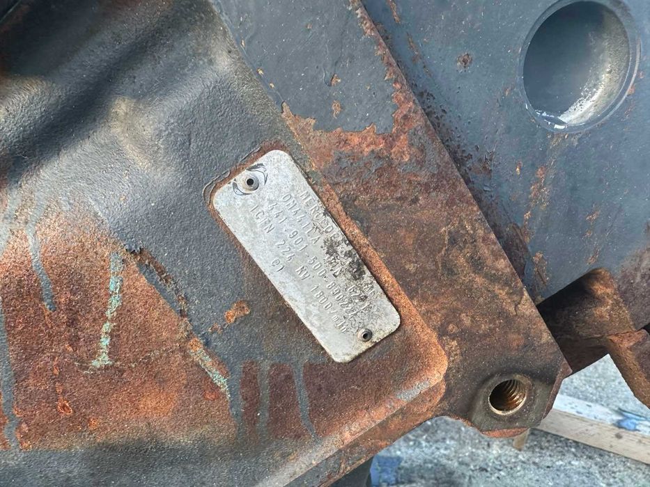 Двигател Mercedes OM441 LA 224KW 1800/min