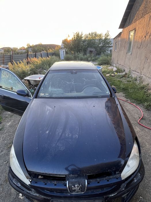 В продаже Пежо 607