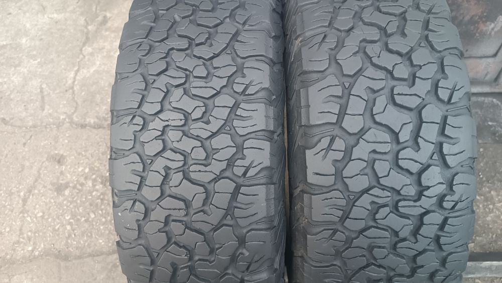 235/70/16 BF Goodrich Дот 4421