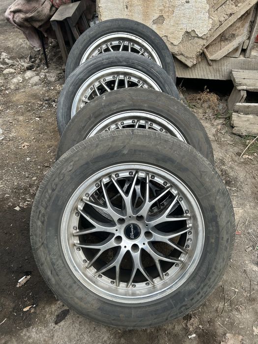 Продам диски с шинами