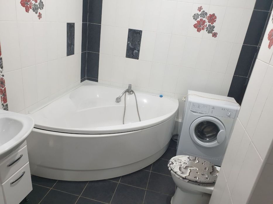 Меняю 1ком.+ ком.помещ. 34+27кв