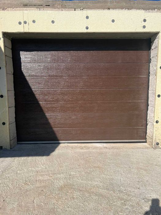 usi de garaj sectionale profesionale automate