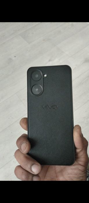 Vivo Y 03 смартфон