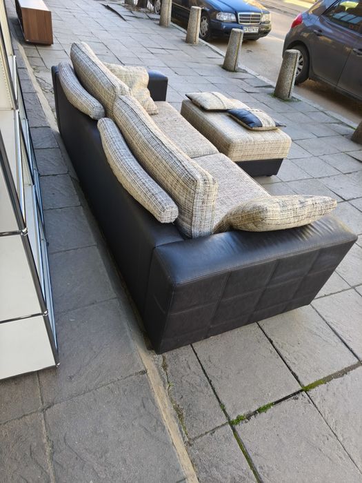 Диван с табуретка