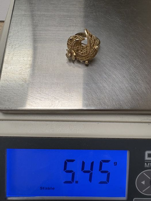 Продам золотое колечко