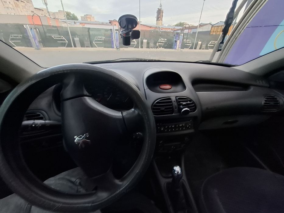 PEUGEOT 206 2004 — imagine 2