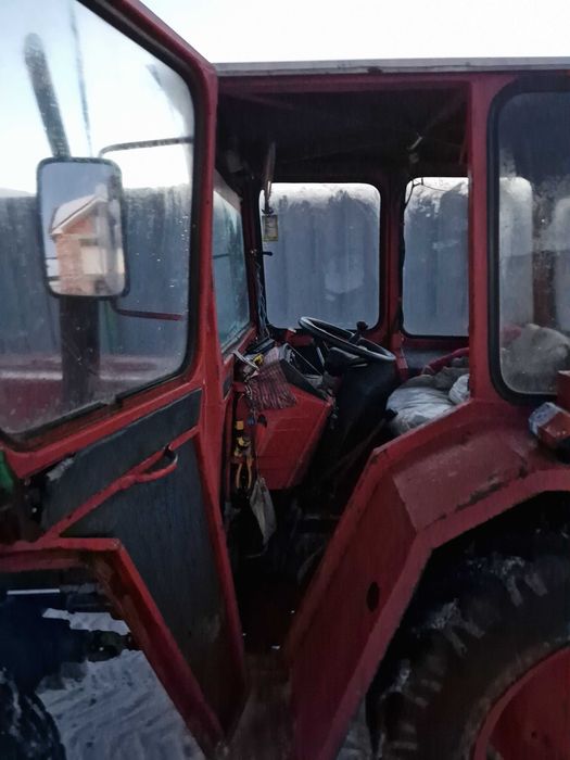 U 445 dt  tractor. 4x4  Stare perfecta