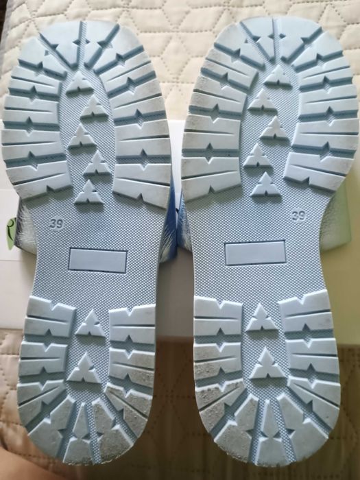 Нови чехли Италиански