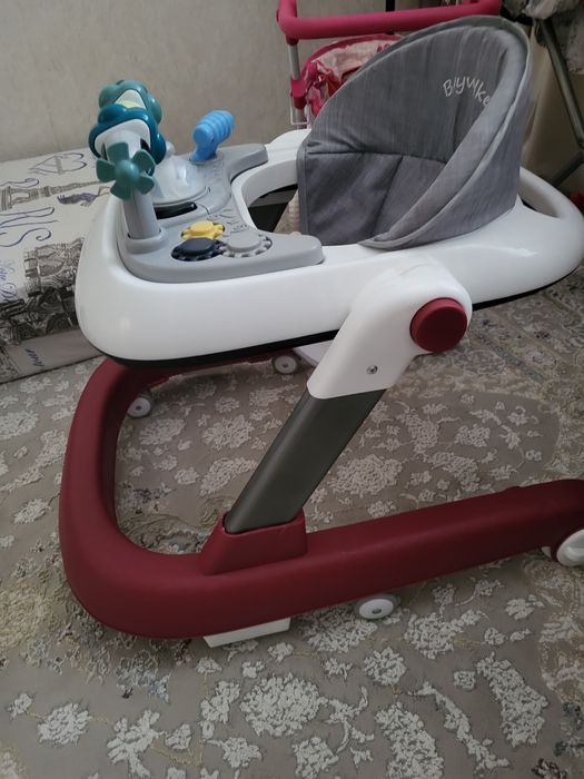 Ходунок детский с первым  шагом