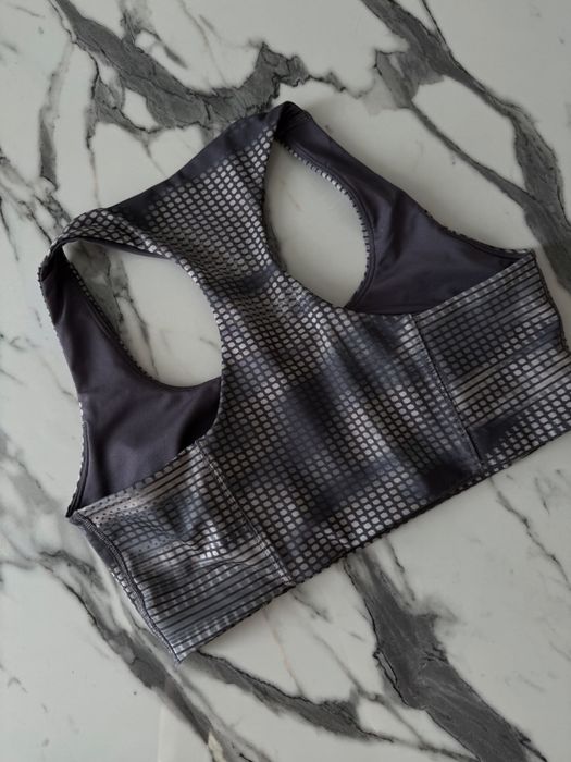 Спортен сутиен Calvin Klein