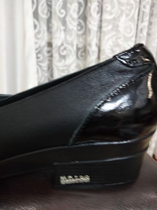 Женская обувь. Б/У  В отличном состоянии