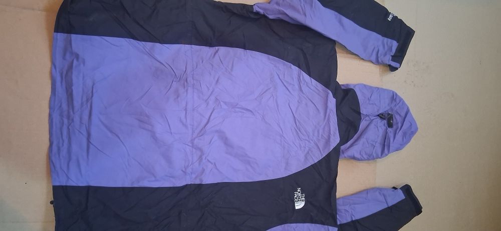 Geacă vinage The north face gore-tex mărimea xl, merge la xxl