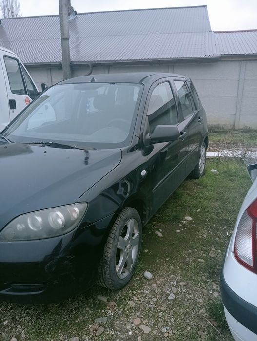 Vând autoturism Mazda 2