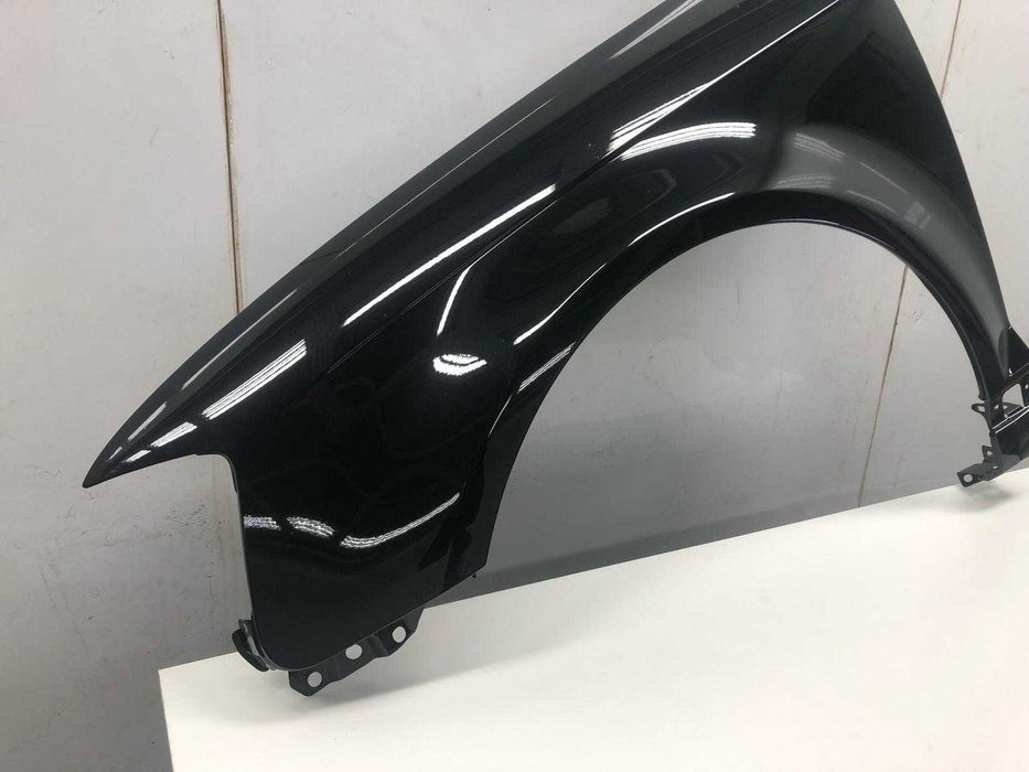 Aripa Fata Stanga Audi A3 8P An 2008-2012 (LZ9Y (Negru))