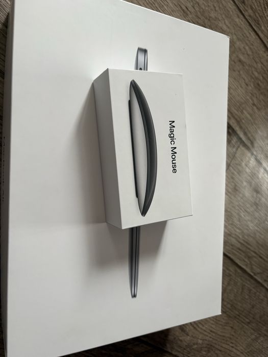 Macbook Air + Magic Mouse