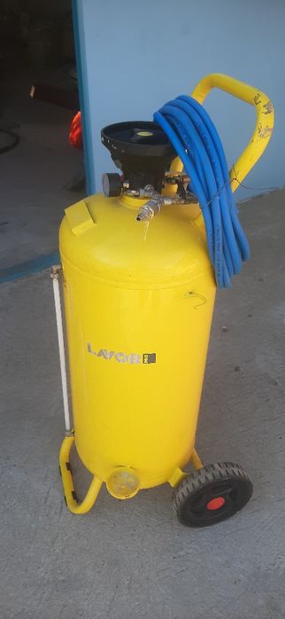 Пенообразователь