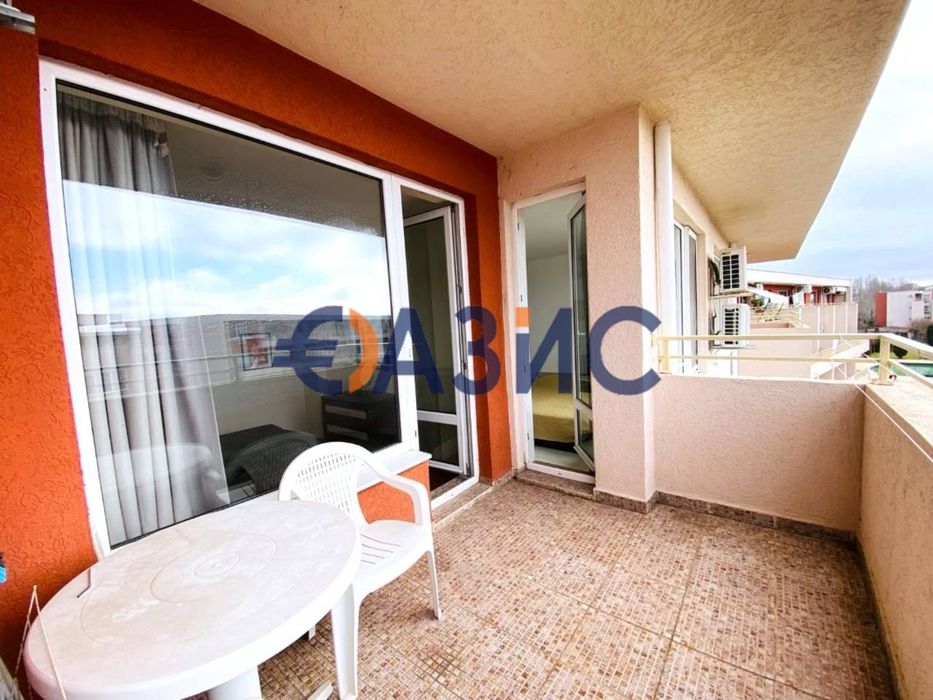 Продава се Двустаен апартамент в к.к. Слънчев бряг - 56 кв.м за 621 €/кв.м - Снимка #10