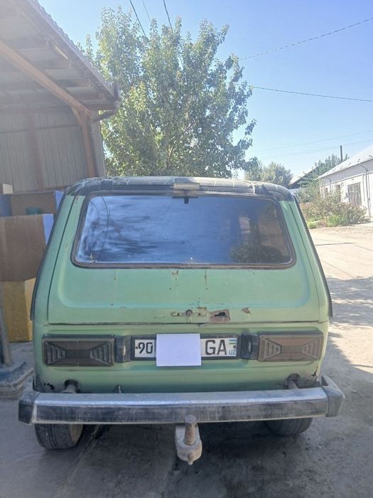 Niva sotiladi 1982 yil