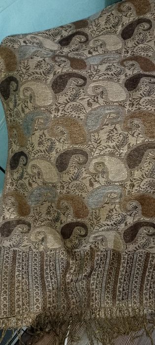 Шарф - палантин.