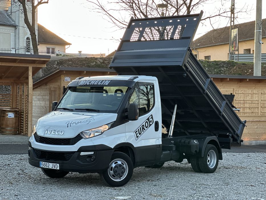 Iveco Daily Basculabil pe 3 parti motor3.0 150cp Clima An 2016 Spania