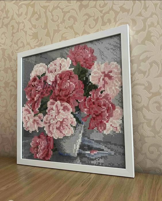 Продаю картину из страз