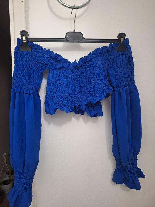 Vând tot ce se vede