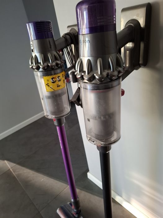 Aspirator Dyson V11 si V 10