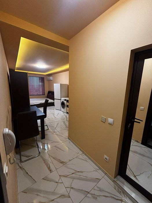 Дава се под наем Едностаен апартамент в София, Банишора - 35 кв.м за 448.8 € - Снимка #3